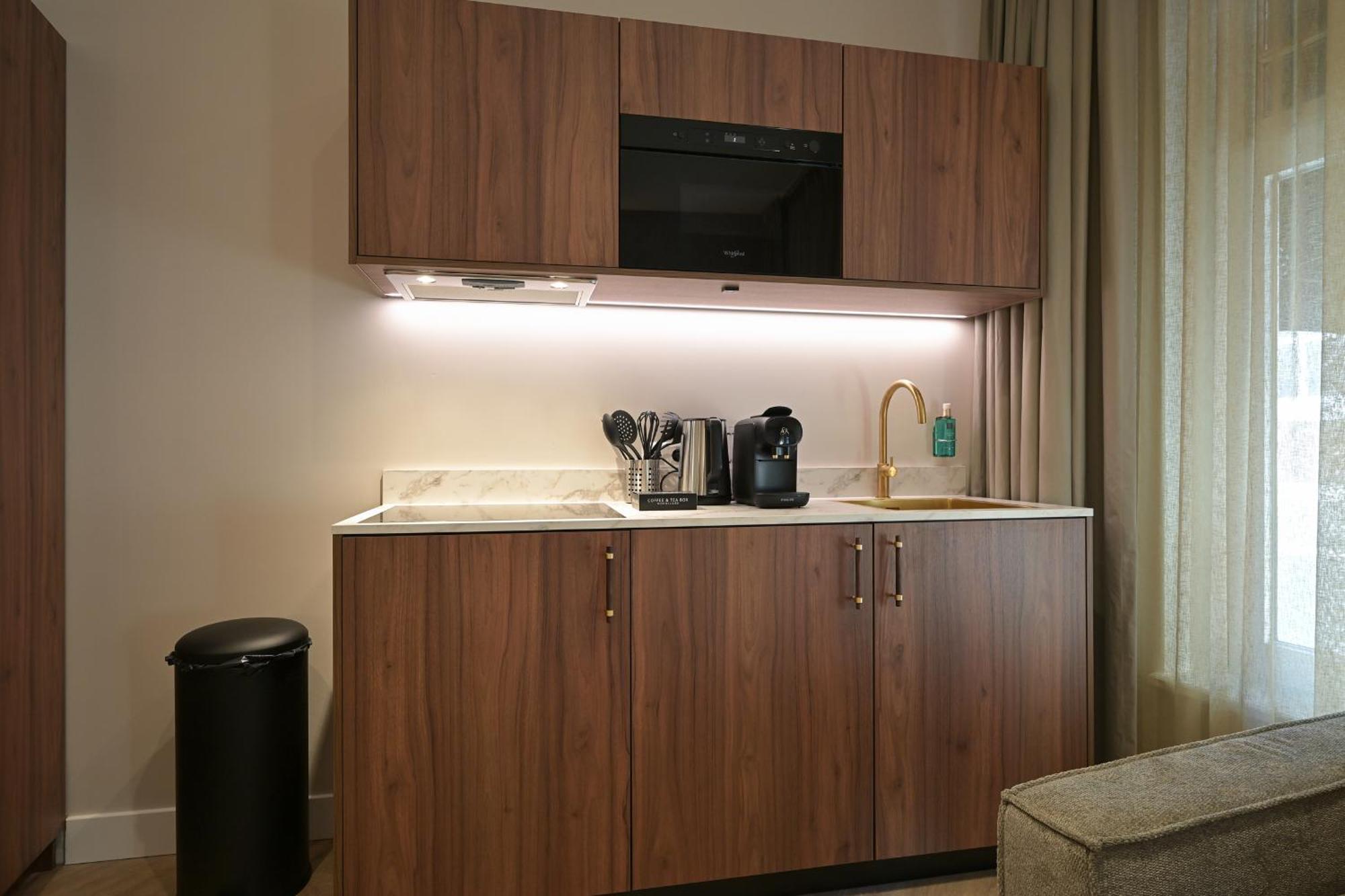 Novallure Downtown - Short Stay Apartments デン・ハーグ エクステリア 写真
