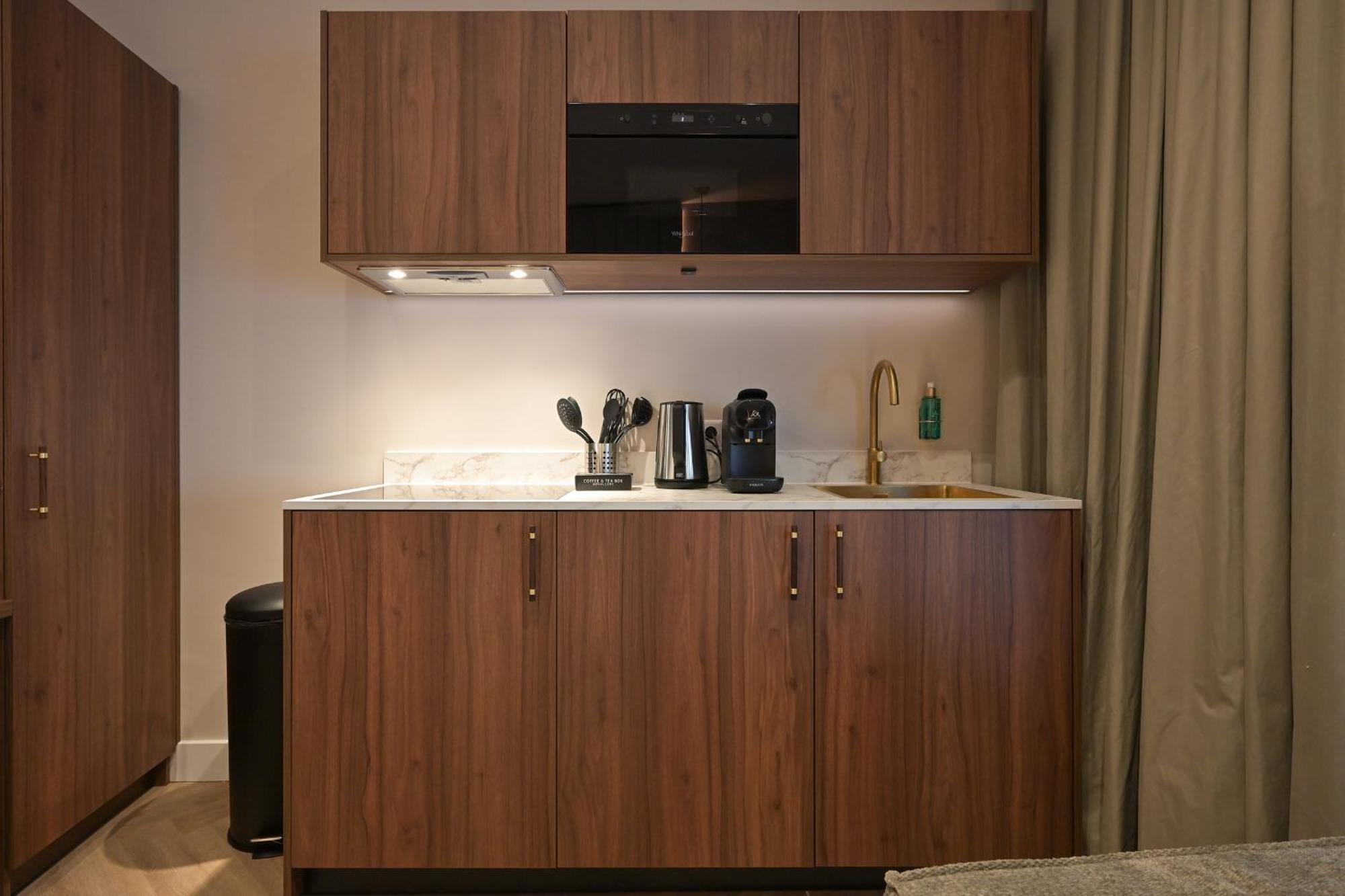 Novallure Downtown - Short Stay Apartments デン・ハーグ エクステリア 写真