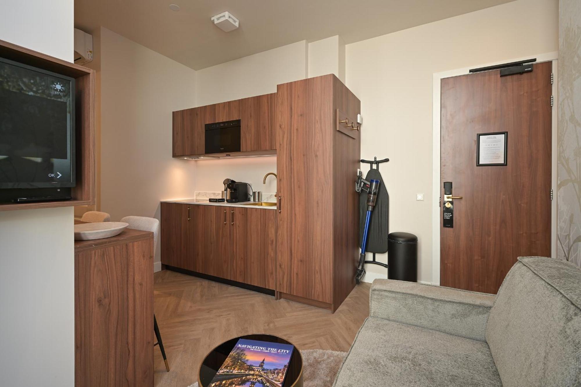 Novallure Downtown - Short Stay Apartments デン・ハーグ エクステリア 写真